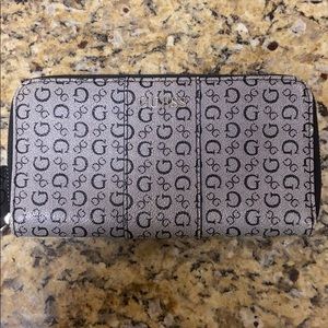 Guess wallet